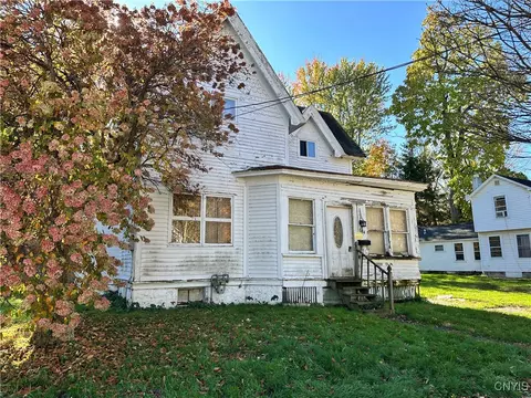 614 Utica St, Fulton, NY 13069