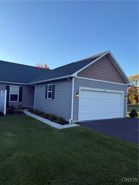 55 Vitale Dr, Auburn, NY 13021