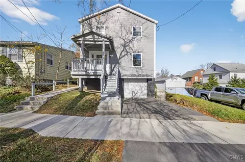 105 Dakota St, Syracuse, NY 13210