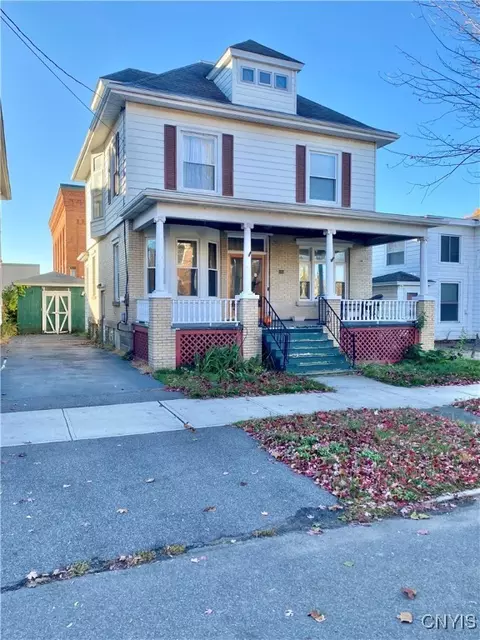 42 W Mohawk St, Oswego, NY 13126