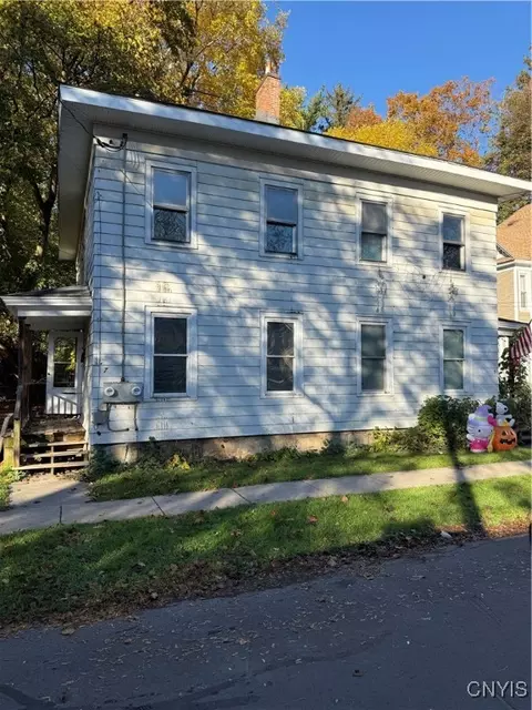 5 Steel St, Auburn, NY 13021