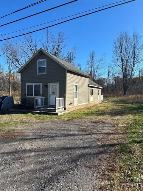 7596 298, Cicero, NY 13039