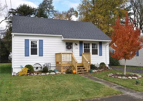 150 Everingham Rd, Onondaga, NY 13205