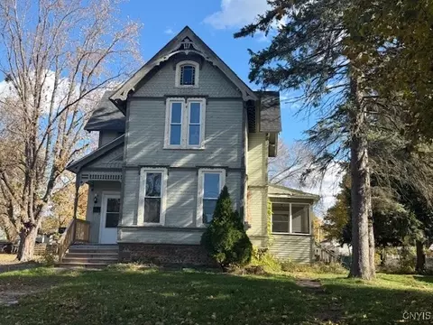 112 Prospect St, Lenox, NY 13032