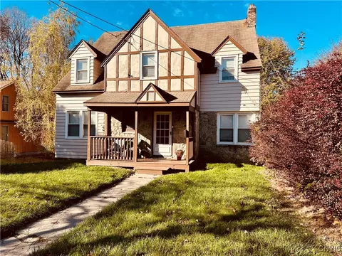1128 Westcott St, Syracuse, NY 13210