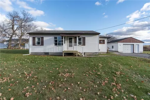 8800 N Main St, Le Ray, NY 13637