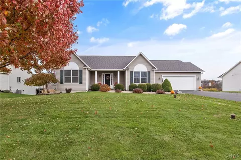 2050 Whisper Ridge Dr, Sullivan, NY 13037