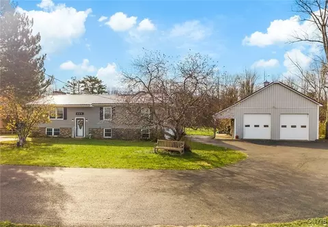 892 Clark Street Rd, Aurelius, NY 13021