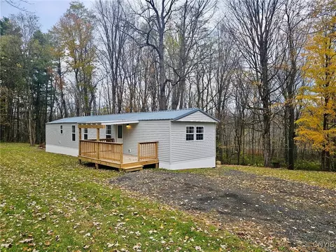 3447 Lysander Rd, Ira, NY 13033