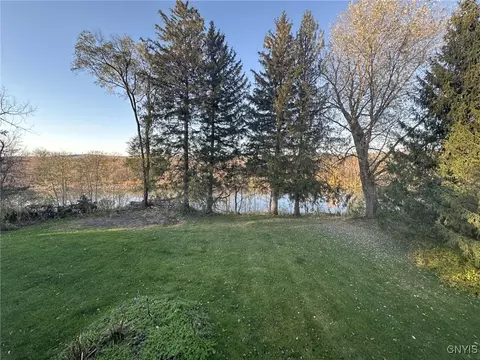 405 State Route 5s, German Flatts, NY 13407 photo 8