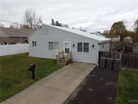 131 S Crescent Dr, Rome, NY 13440