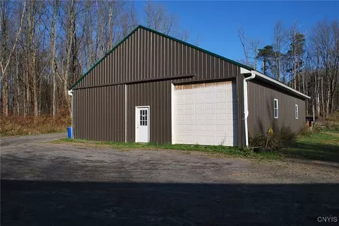 173 Green Rd, Mexico, NY 13114