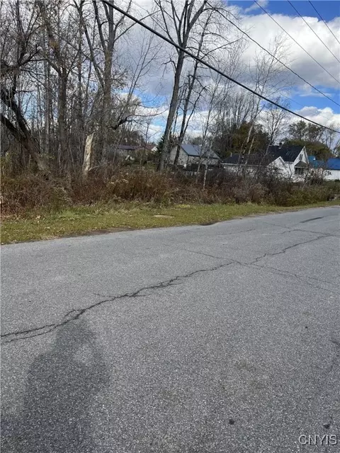 2 Nd Ave, Mayfield, NY 12117