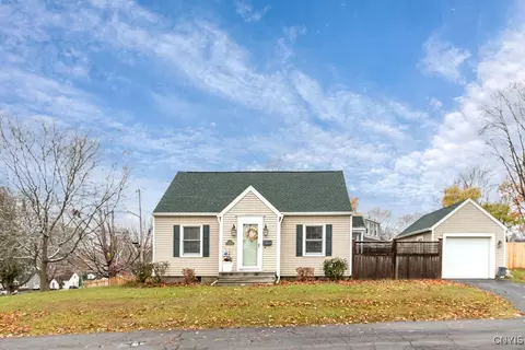 220 6th St, Salina, NY 13088