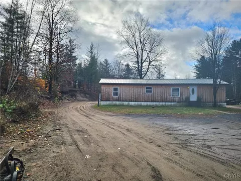 7208 N Chases Lake Rd, Watson, NY 13343