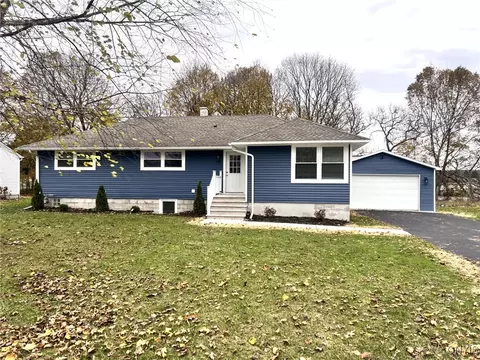 1103 Halstead Rd, Cortlandville, NY 13045
