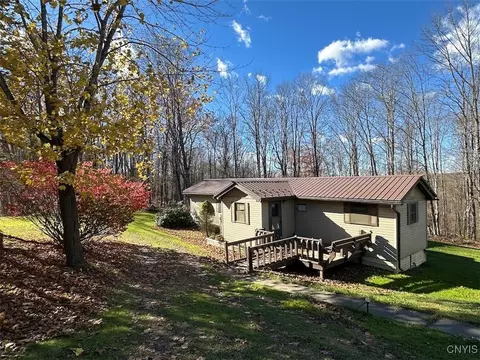 8461 Peavy Rd, Allen, NY 14709