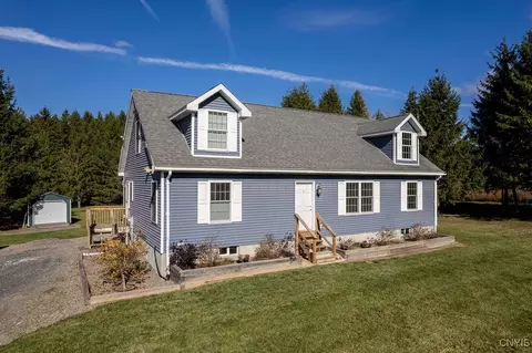 5779 New Hope Rd, Niles, NY 13118
