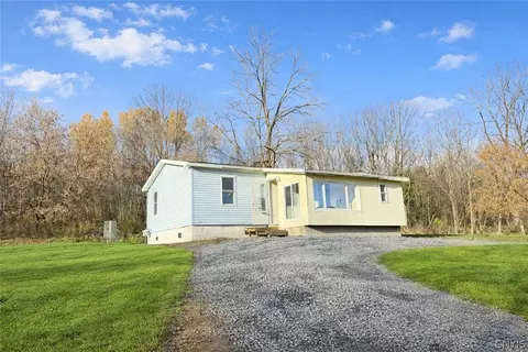 223 Route 5, Weedsport, NY 13166