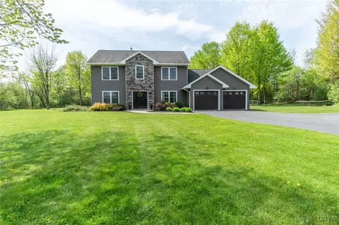 21408 Gillette Rd, Watertown, NY 13601