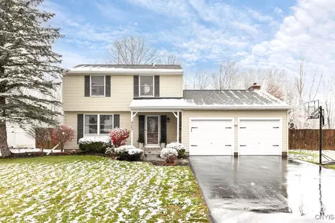 4265 Inverrary Dr, Liverpool, NY 13090