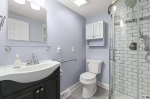 Bath - 5008 Woodside Rd, Fayetteville, NY 13066 photo 3 of 3