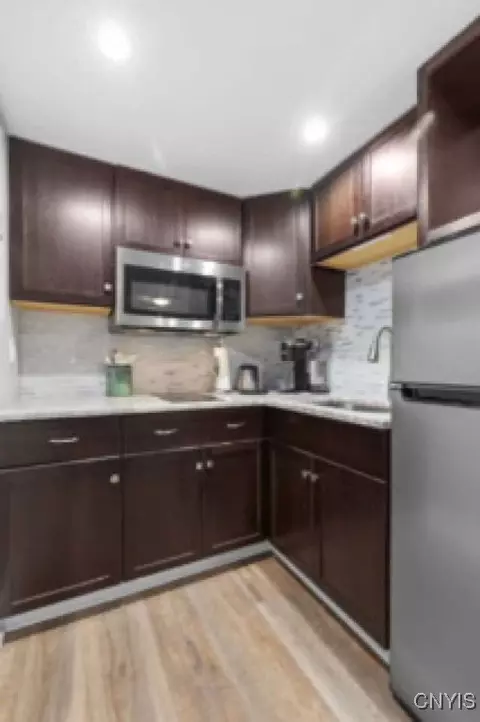 Kitchen - 5008 Woodside Rd, Fayetteville, NY 13066 photo 5 of 5