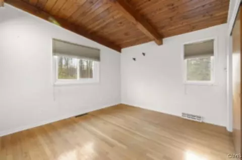 Bedroom - 5008 Woodside Rd, Fayetteville, NY 13066 photo 4 of 6