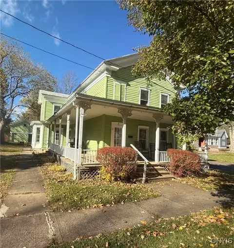 7 Erie St, Pulaski, NY 13142