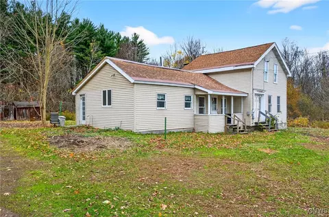 241 Rathburn Rd, Granby, NY 13069