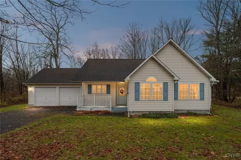 6741 Williams Rd, Rome, NY 13440