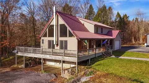 8483 Edwards Rd, Floyd, NY 13440