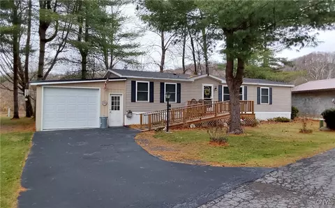 24 Christmas Tree Ln, Russia, NY 13431