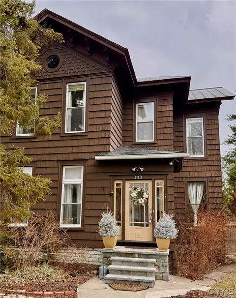 535 John St, Clayton, NY 13624
