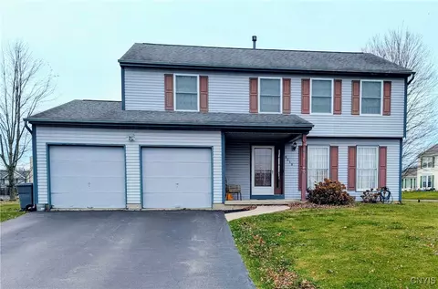 8218 Perch Dr, Liverpool, NY 13090