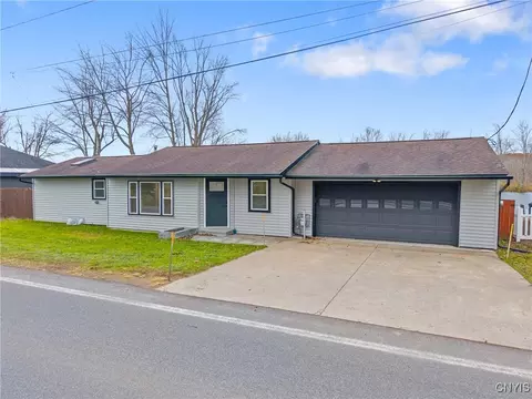 290 County Route 37, Central Square, NY 13036