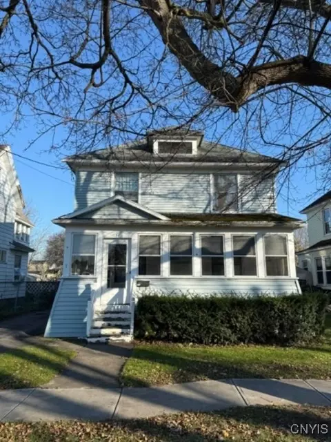 34 Liberty St, Auburn, NY 13021