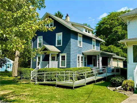 242 N Hoopes Ave, Auburn, NY 13021