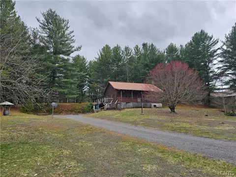 7746 Number Four Rd, New Bremen, NY 13367