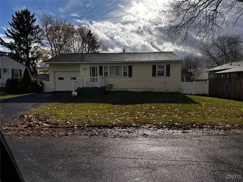 202 Stephen Dr, Utica, NY 13502