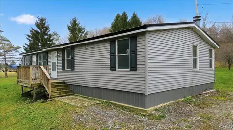 273 Wall St, Winfield, NY 13491