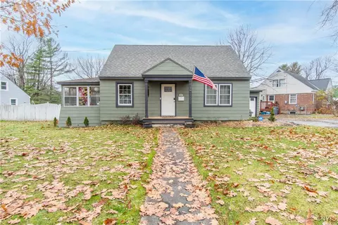 1398 Cosgrove St, Watertown, NY 13601
