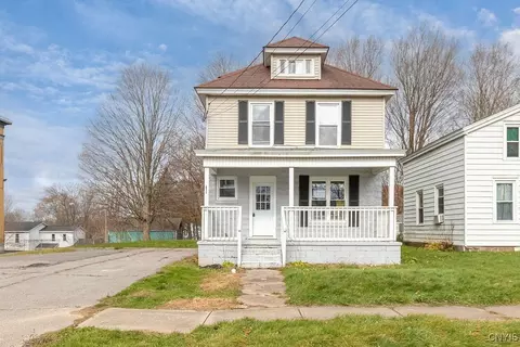611 Erie St, Fulton, NY 13069