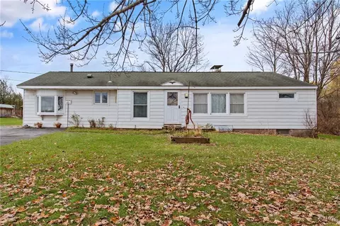 7731 W Dead Creek Rd, Van Buren, NY 13027