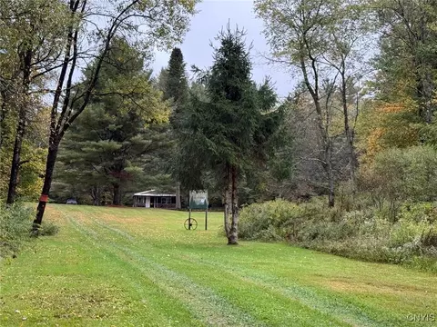 371 Fox Rd, Redfield, NY 13437