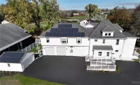 337 N Peterboro St, Lenox, NY 13032