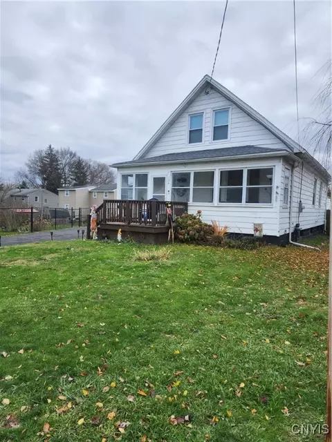 106 Laurel Ave, Salina, NY 13088