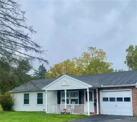 1 Willow Dr, Whitestown, NY 13492