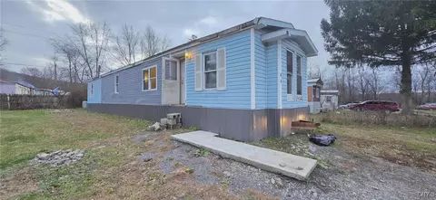 15 Abrio Rd, Moravia, NY 13118