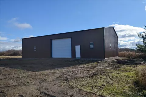 37060 Nys Rte 12 E, Clayton, NY 13624